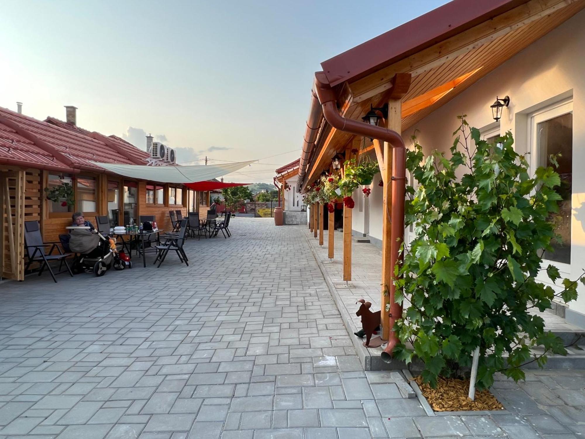 M3 Mad Daire Dış mekan fotoğraf